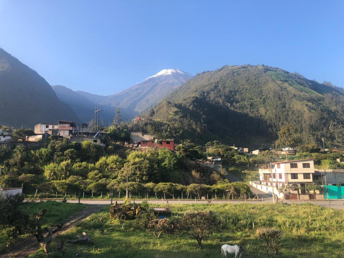 Premium Holiday Cabin - Spectacular Tungurahua Volcano View 바뇨스 외부 사진